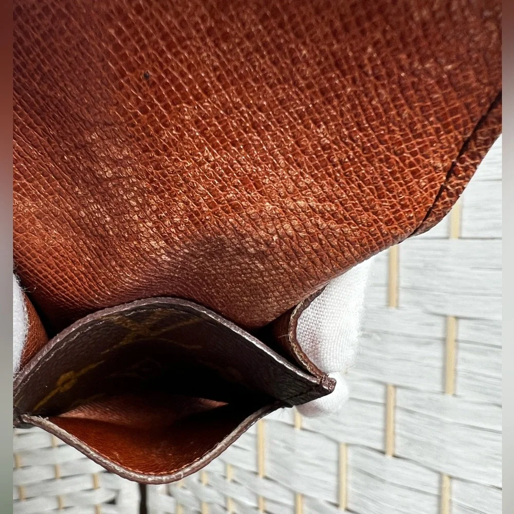 Louis Vuitton Monogram Pouch/Cigarette Case- Vintage 1998 - Picture 8 of 10